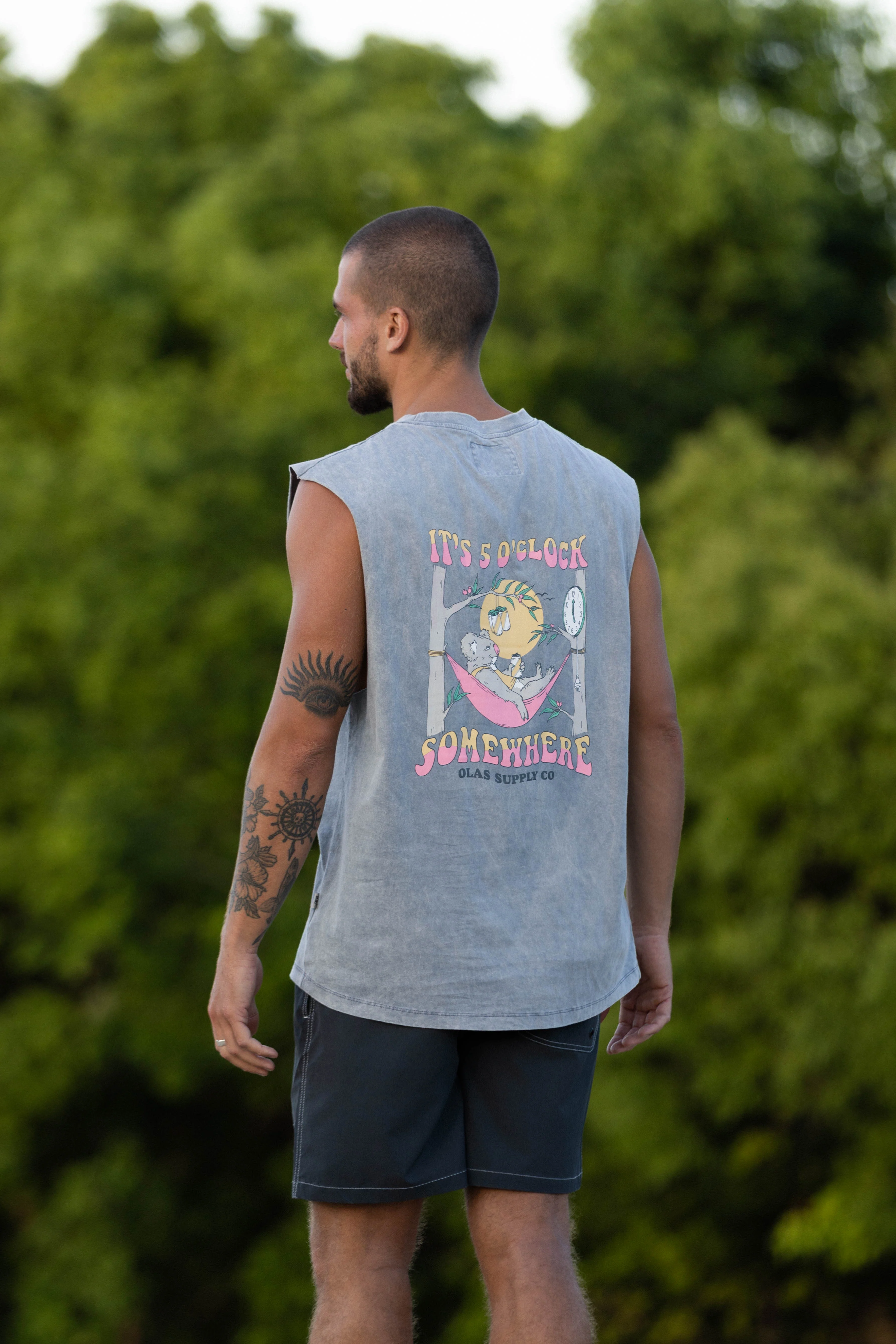 5 O'CLOCK TANK - Image 3