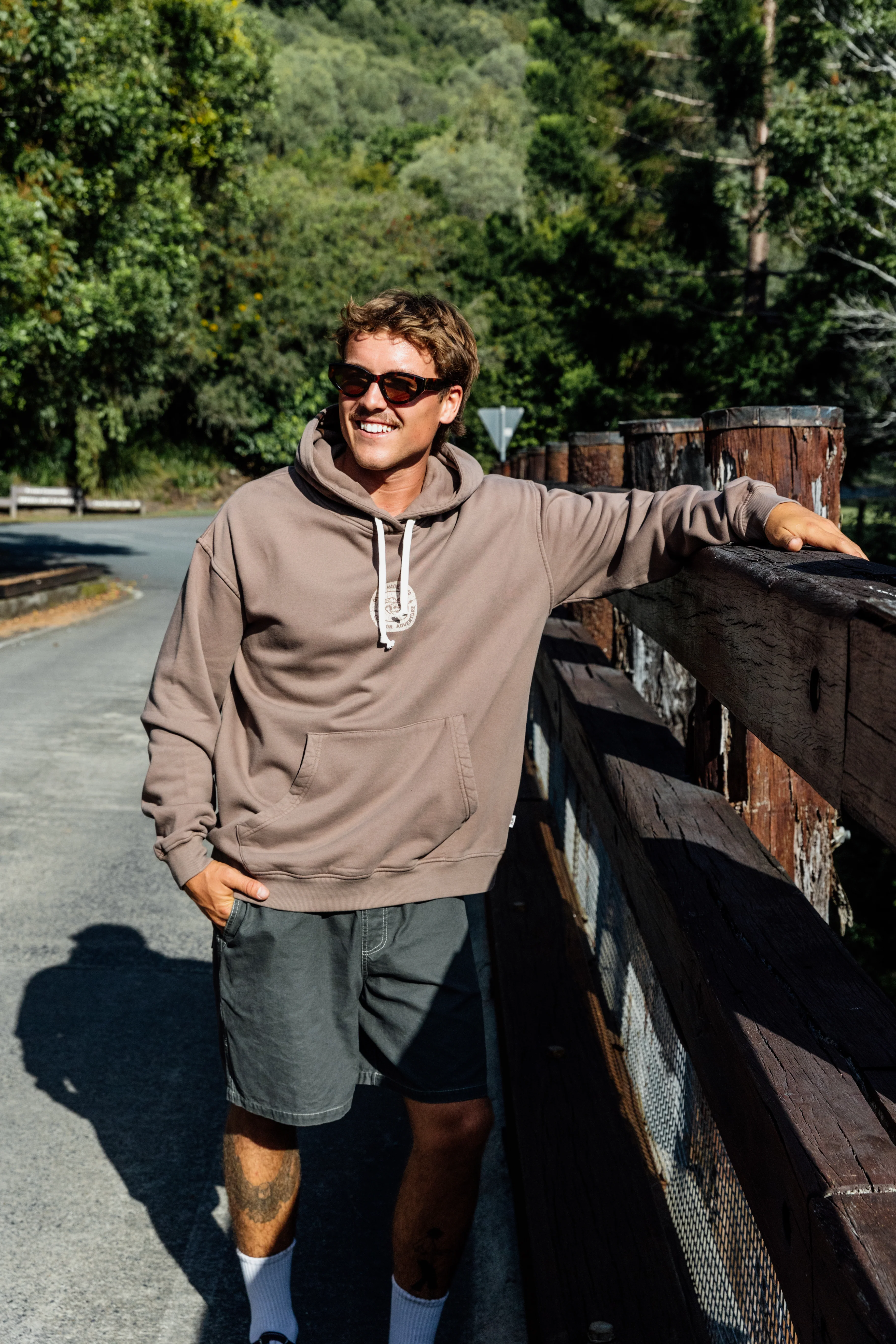 BUSH TO BEACH HOODIE - Image 9